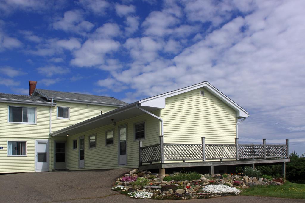 Topmast Motel Lunenburg Ngoại thất bức ảnh